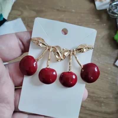 Boucles d'oreilles cerise